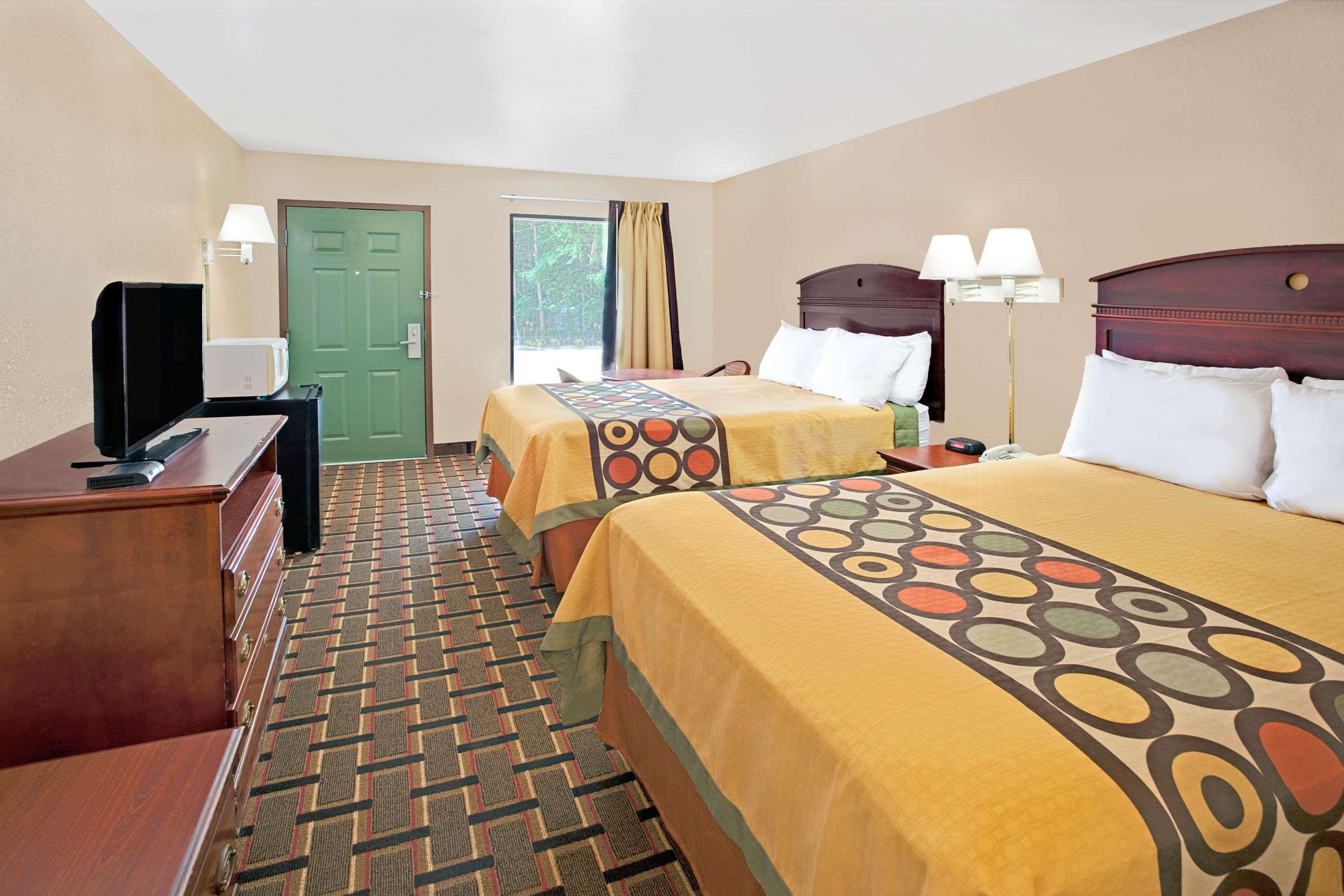 Super 8 By Wyndham Acworth/Atlanta Area Hotel Bagian luar foto
