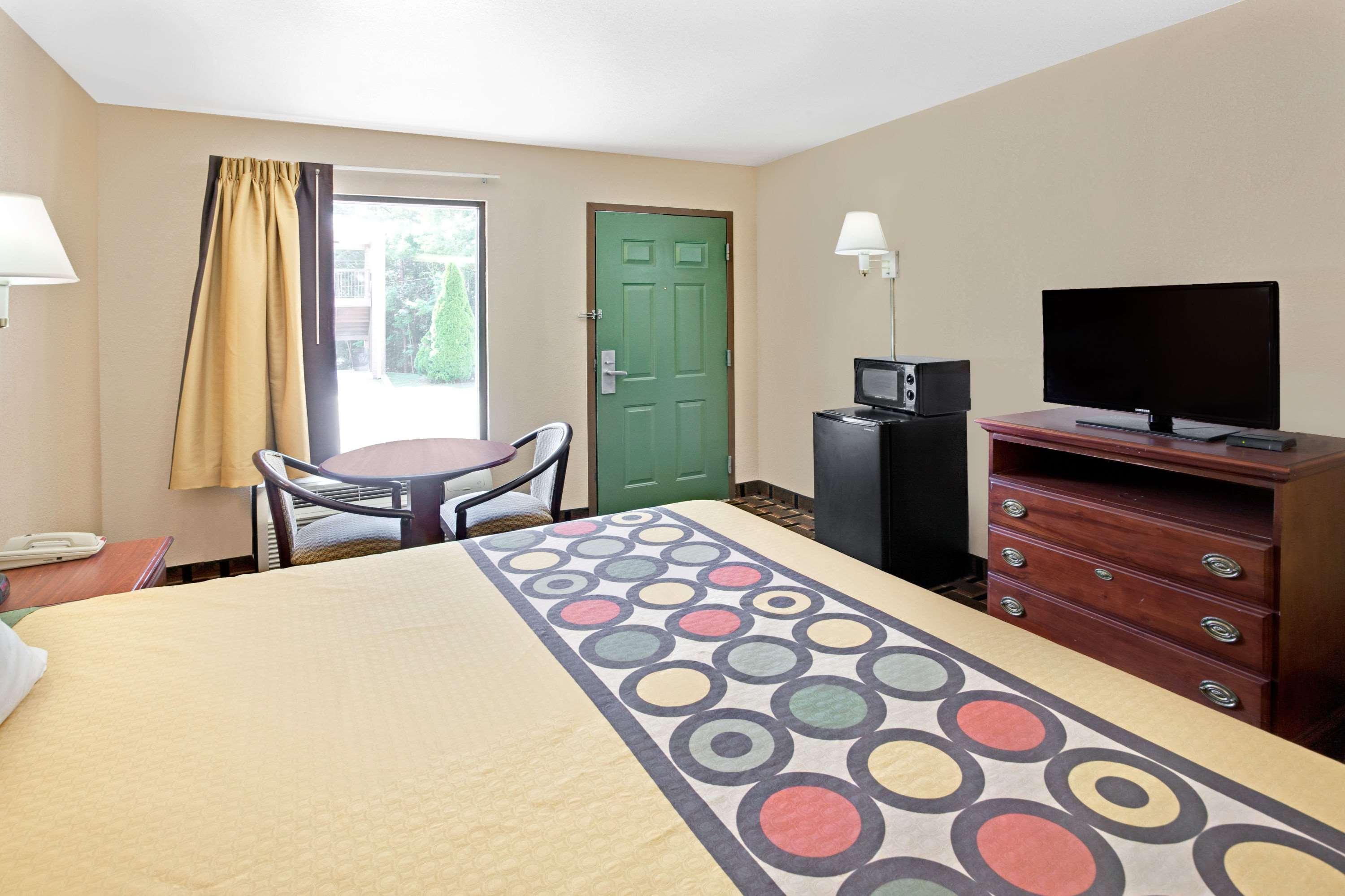 Super 8 By Wyndham Acworth/Atlanta Area Hotel Bagian luar foto
